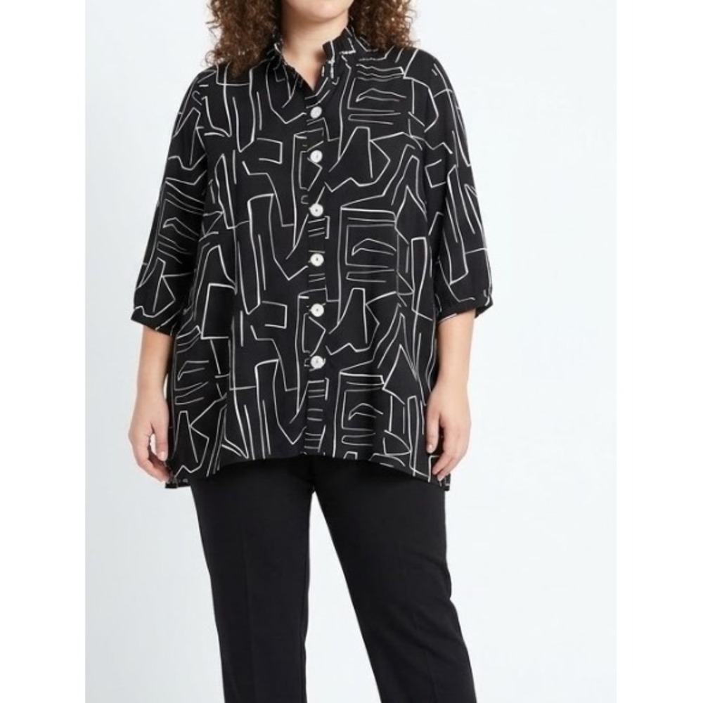 Lior Paris Button Down Size XL Black White Abstract Art to Wear Ruffle Collar